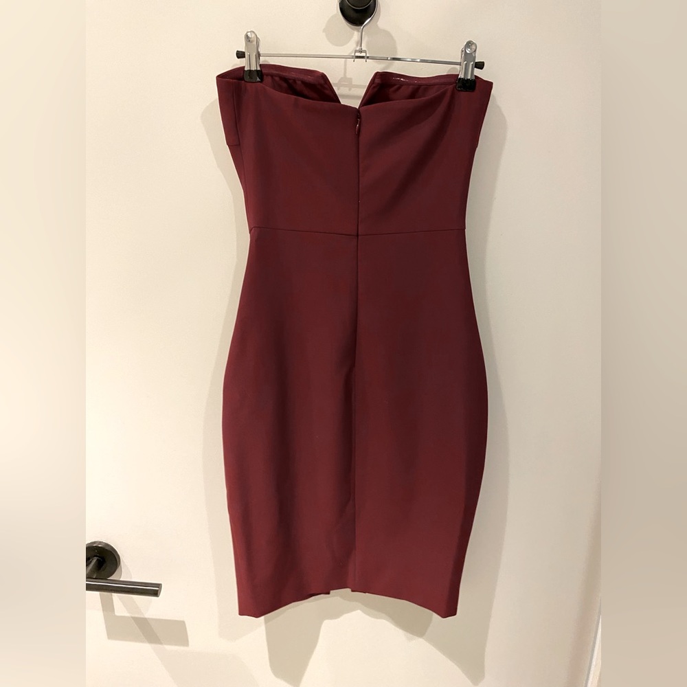 Elizabeth & James Burgundy Naveen Strapless Bodycon Dress - Picture 2 of 3